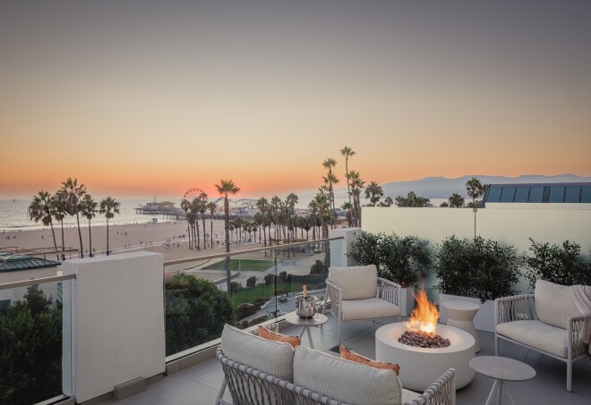 Regent Santa Monica Beach Hotel | Luxury Oceanfront Resort Photography by Hotel, Travel, Hotel, Lifestyle, and Architectural Photographer, Tanveer Badal | @TANVEERBADAL | TANVEERBADAL.COM