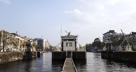 Amsterdam’s Tiny Bridge Houses Are Now One-of-a-Kind Hotel Suites